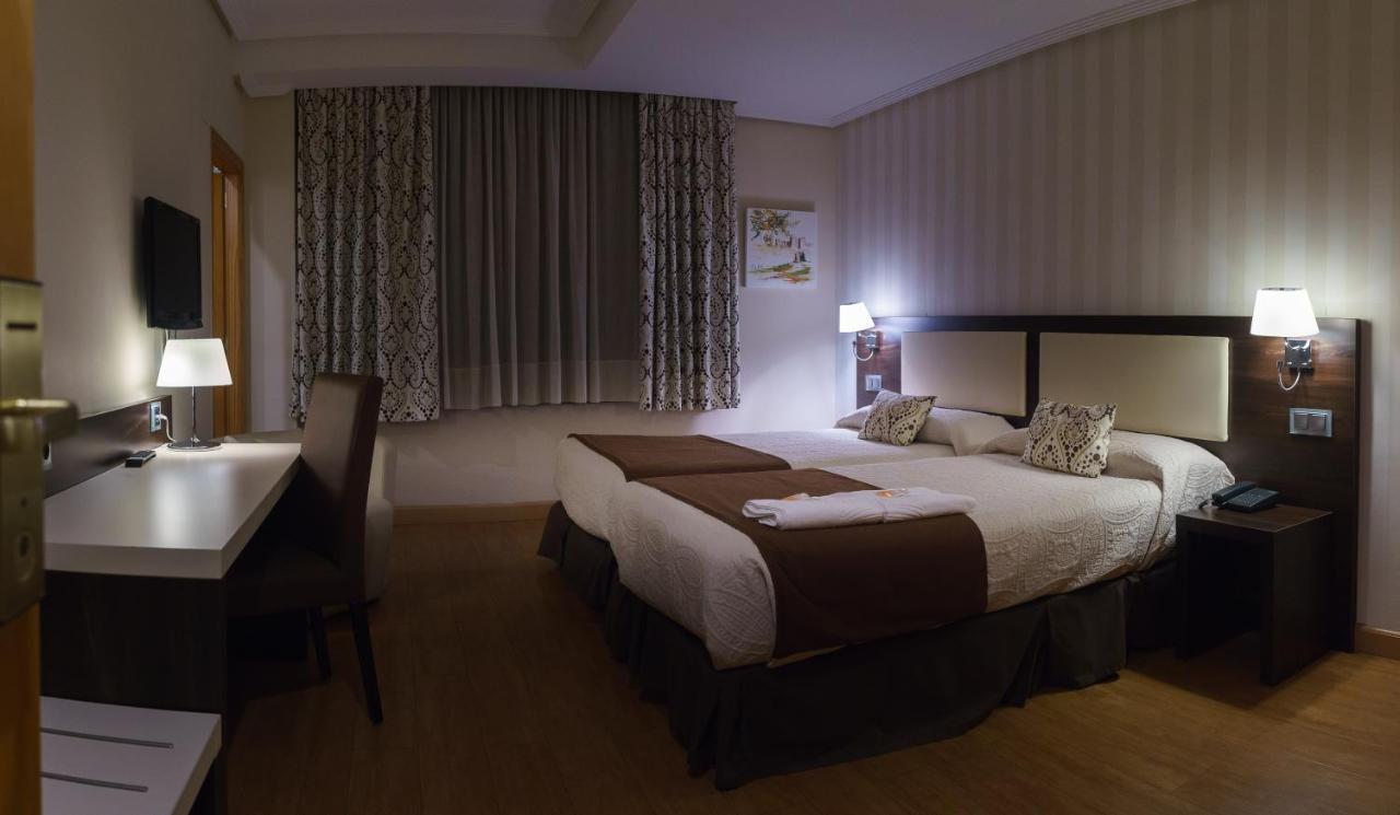 Hospedium Hotel Triana Miajadas 외부 사진